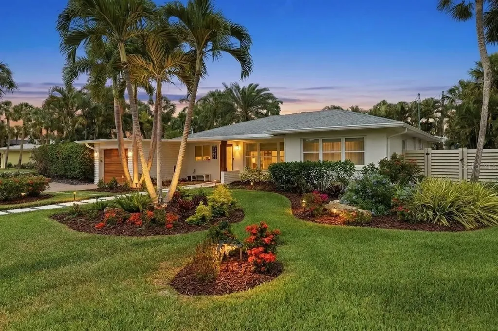 409 N Washington Drive Sarasota FL 34236
