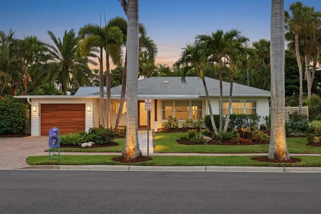 409 N Washington Drive Sarasota FL 34236
