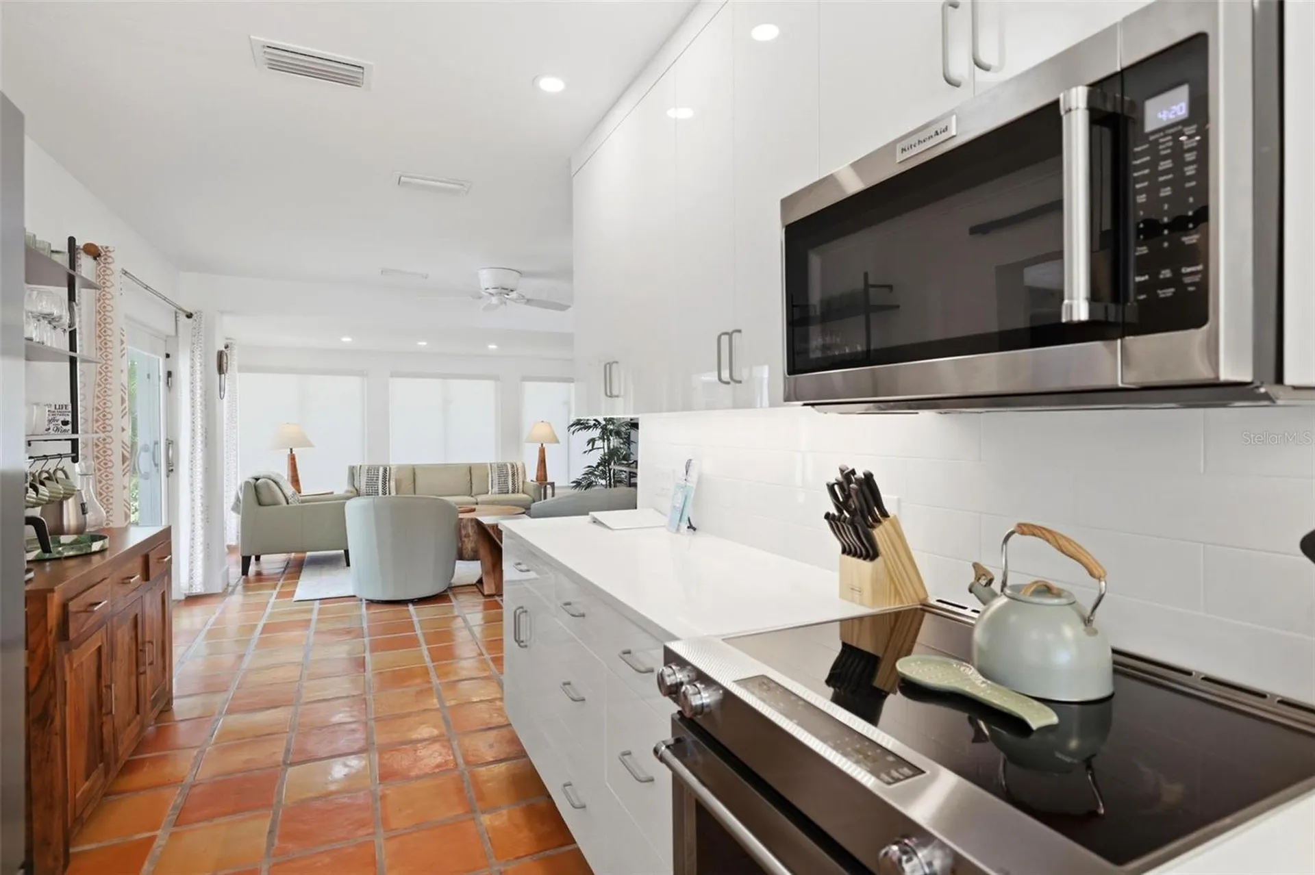 409 N Washington Drive Sarasota FL 34236