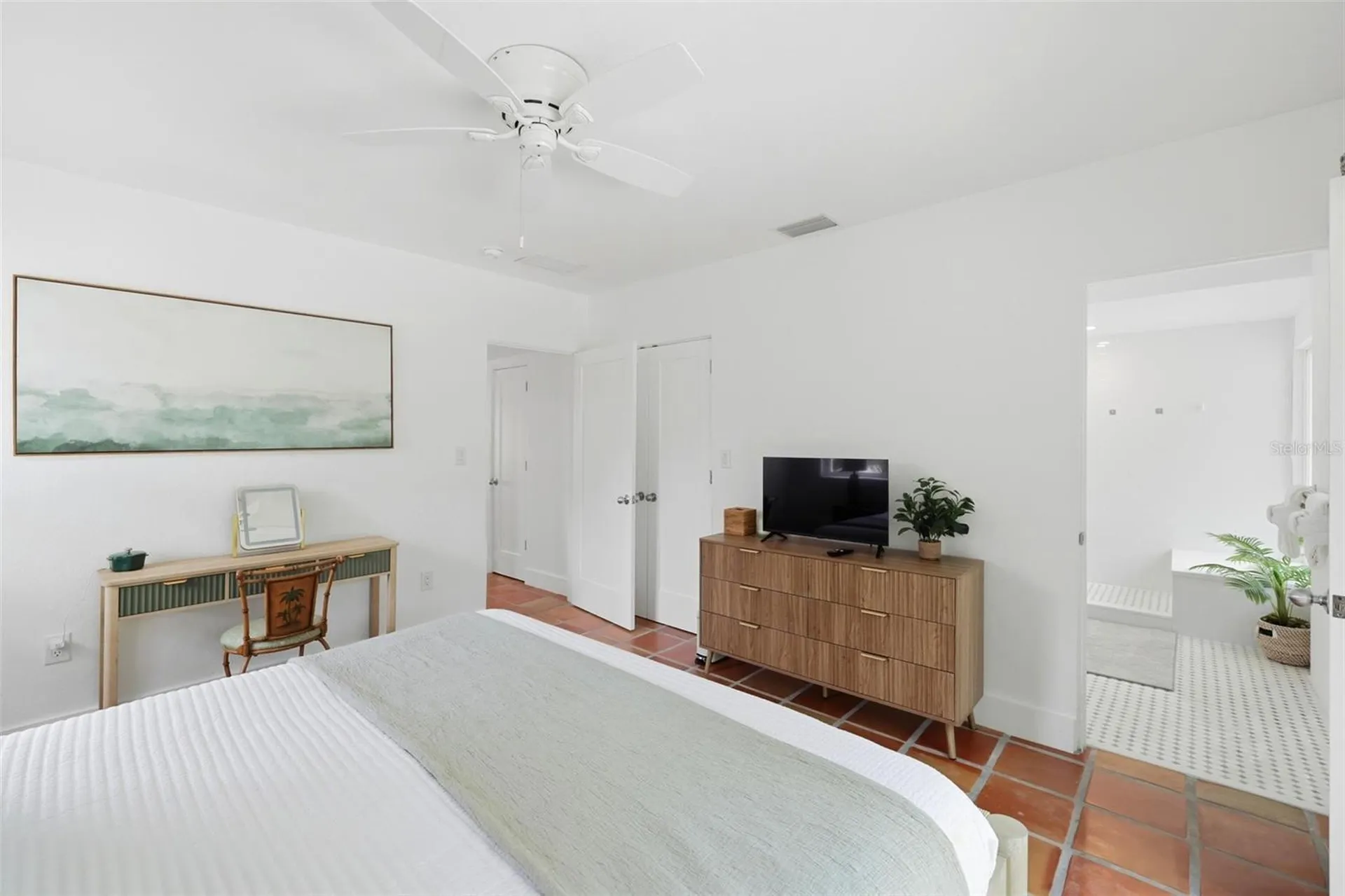 409 N Washington Drive Sarasota FL 34236