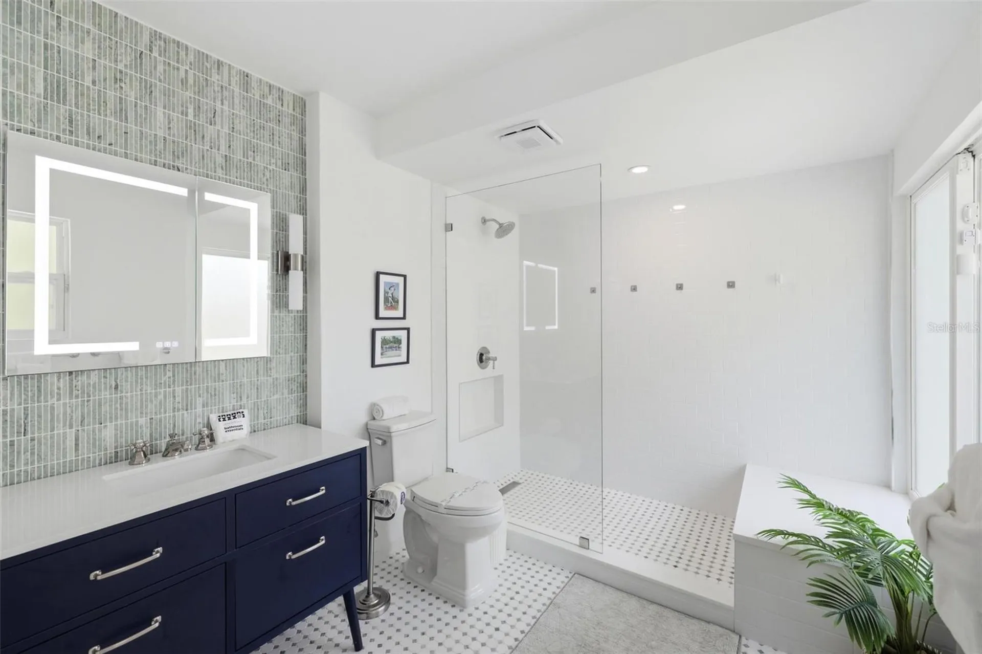 409 N Washington Drive Sarasota FL 34236
