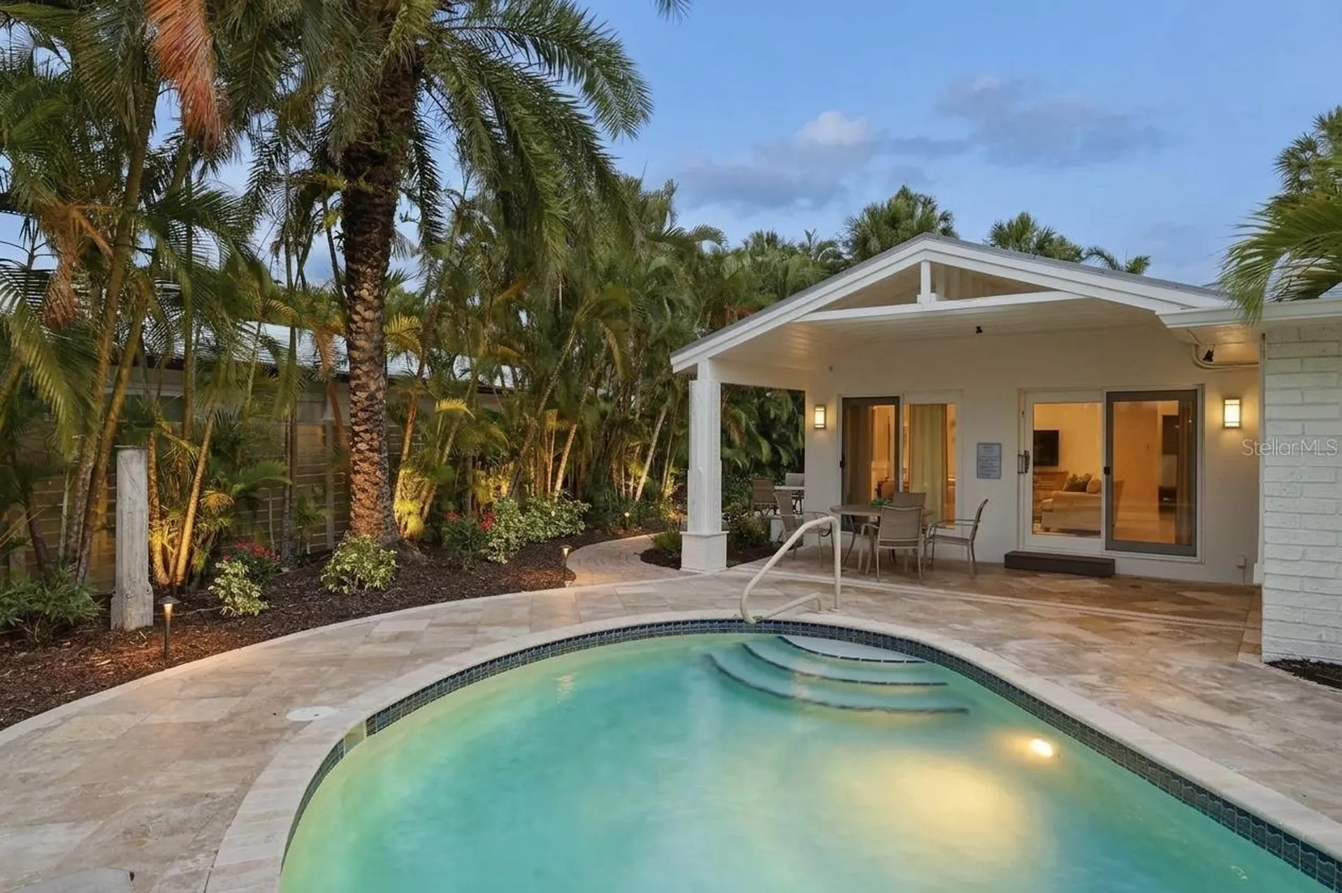 409 N Washington Drive Sarasota FL 34236