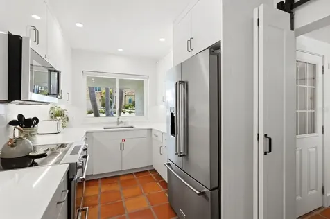 409 N Washington Drive Sarasota FL 34236