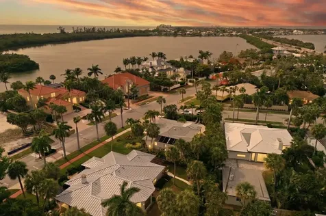 409 N Washington Drive Sarasota FL 34236