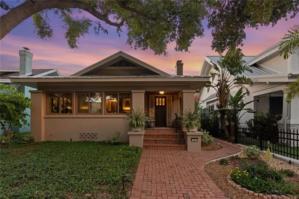 161 15th Avenue NE St Petersburg FL 33704