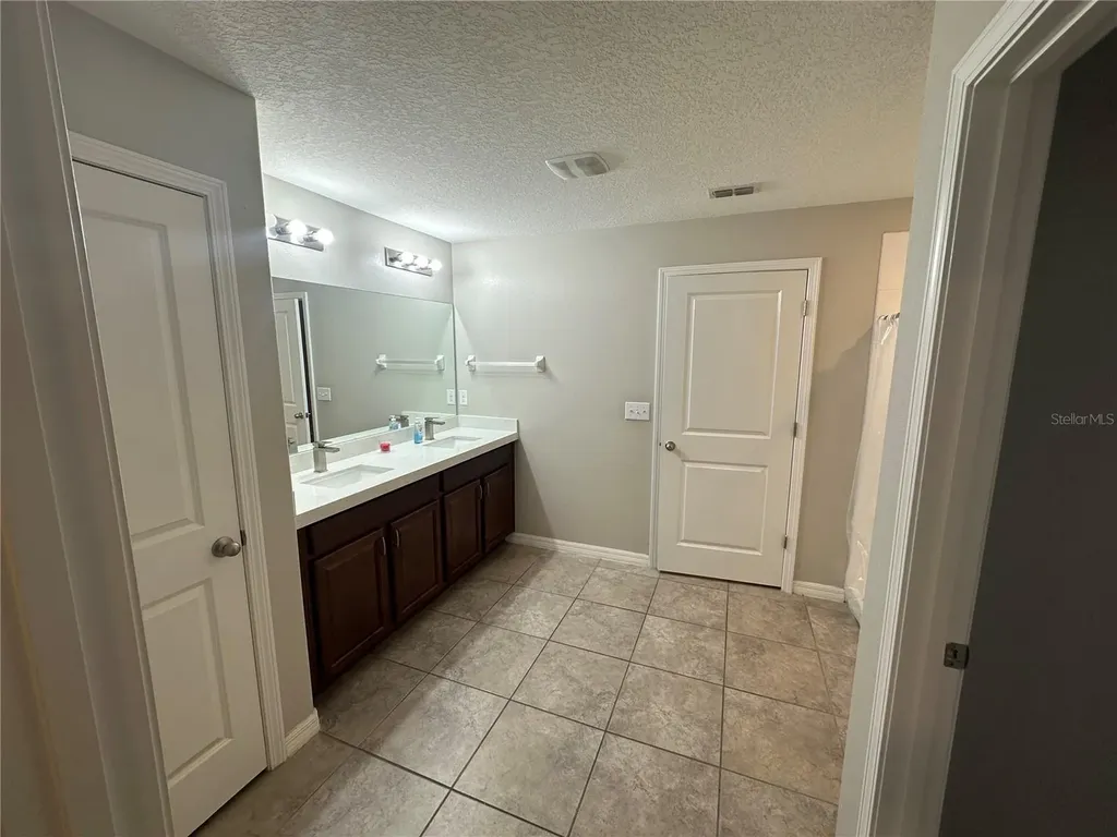 903 Zone Tailed Hawk Place Ruskin FL 33570