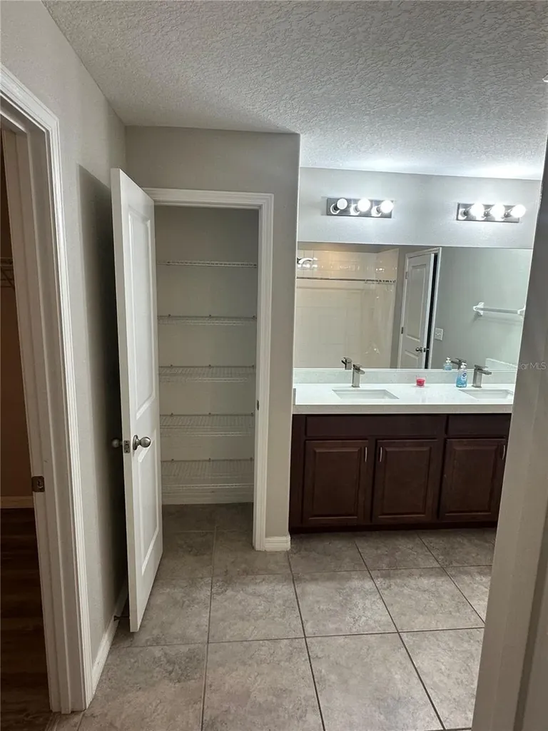 903 Zone Tailed Hawk Place Ruskin FL 33570