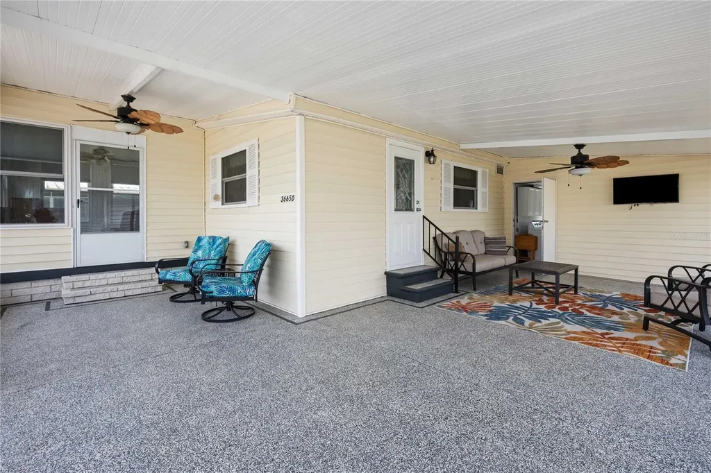 36650 Dina Drive Zephyrhills FL 33542