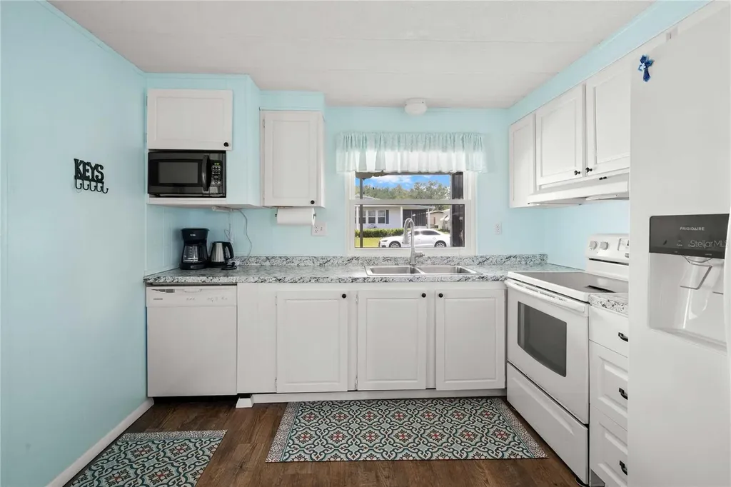 36650 Dina Drive Zephyrhills FL 33542