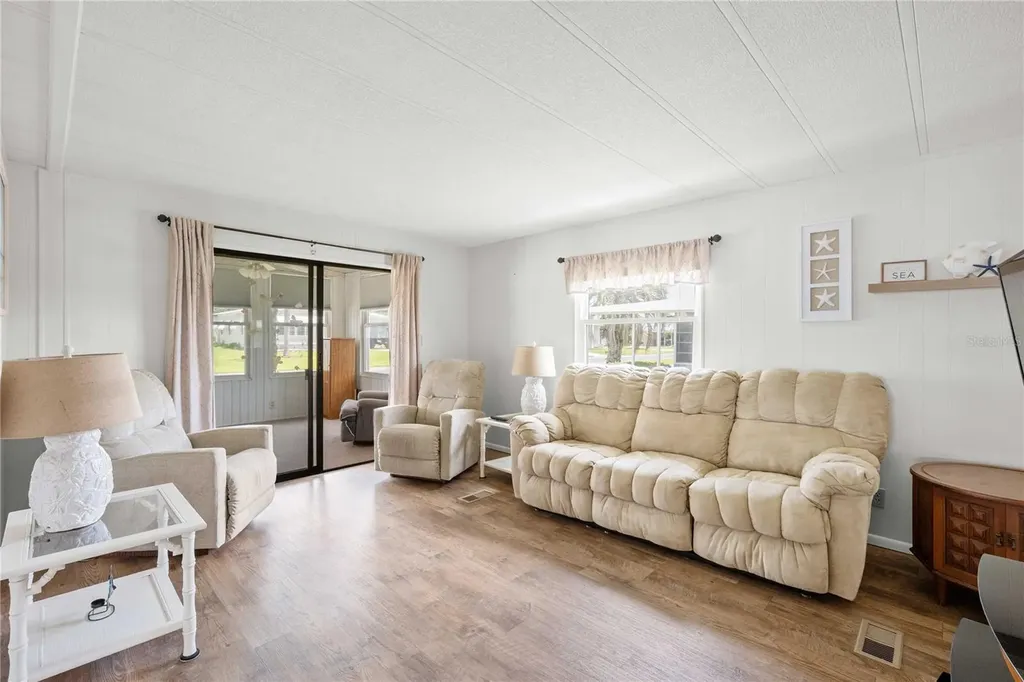 36650 Dina Drive Zephyrhills FL 33542