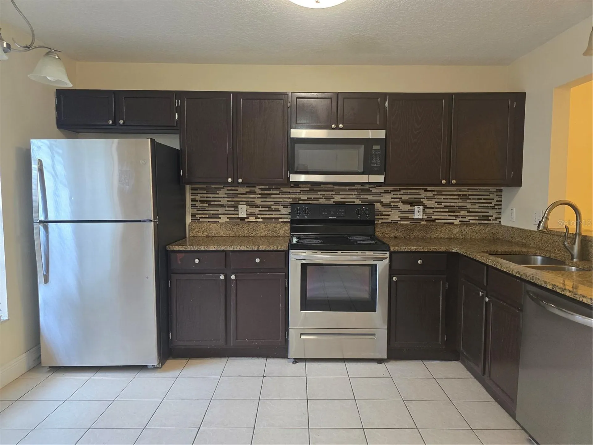 2351 Water View Loop Kissimmee FL 34743