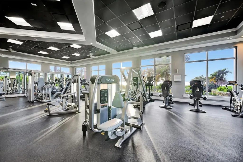 246 Sapphire Lake Drive Bradenton FL 34209