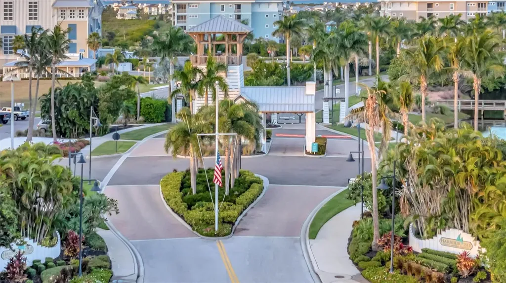 246 Sapphire Lake Drive Bradenton FL 34209