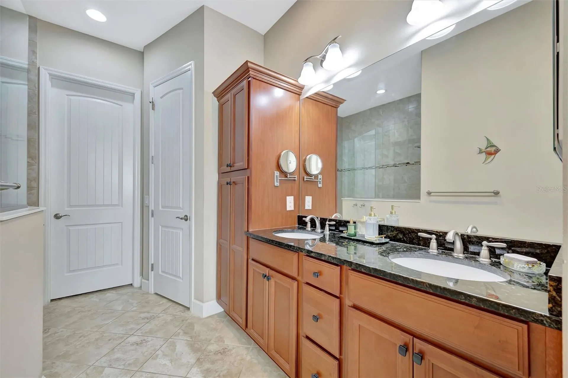 246 Sapphire Lake Drive Bradenton FL 34209
