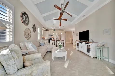 246 Sapphire Lake Drive Bradenton FL 34209