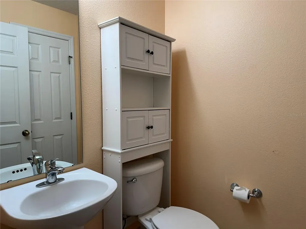 628 51st Avenue N St Petersburg FL 33703