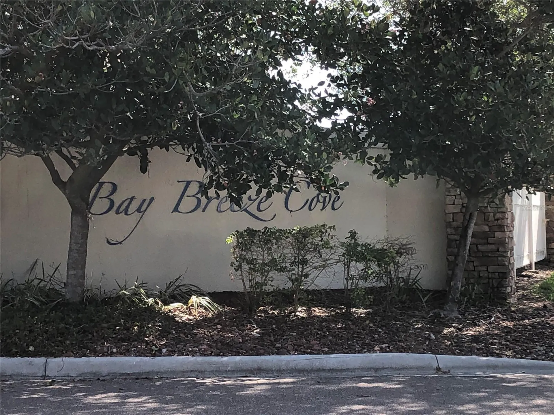 628 51st Avenue N St Petersburg FL 33703