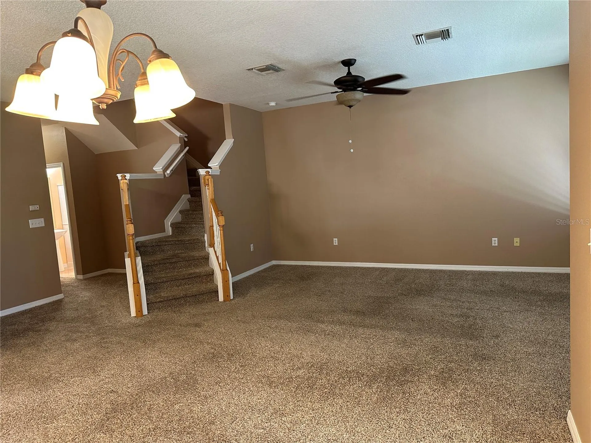 628 51st Avenue N St Petersburg FL 33703