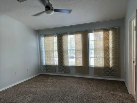 628 51st Avenue N St Petersburg FL 33703