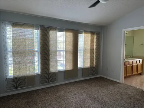 628 51st Avenue N St Petersburg FL 33703