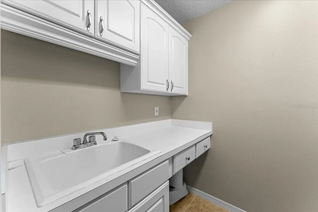 4761 Stonebriar Drive Oldsmar FL 34677