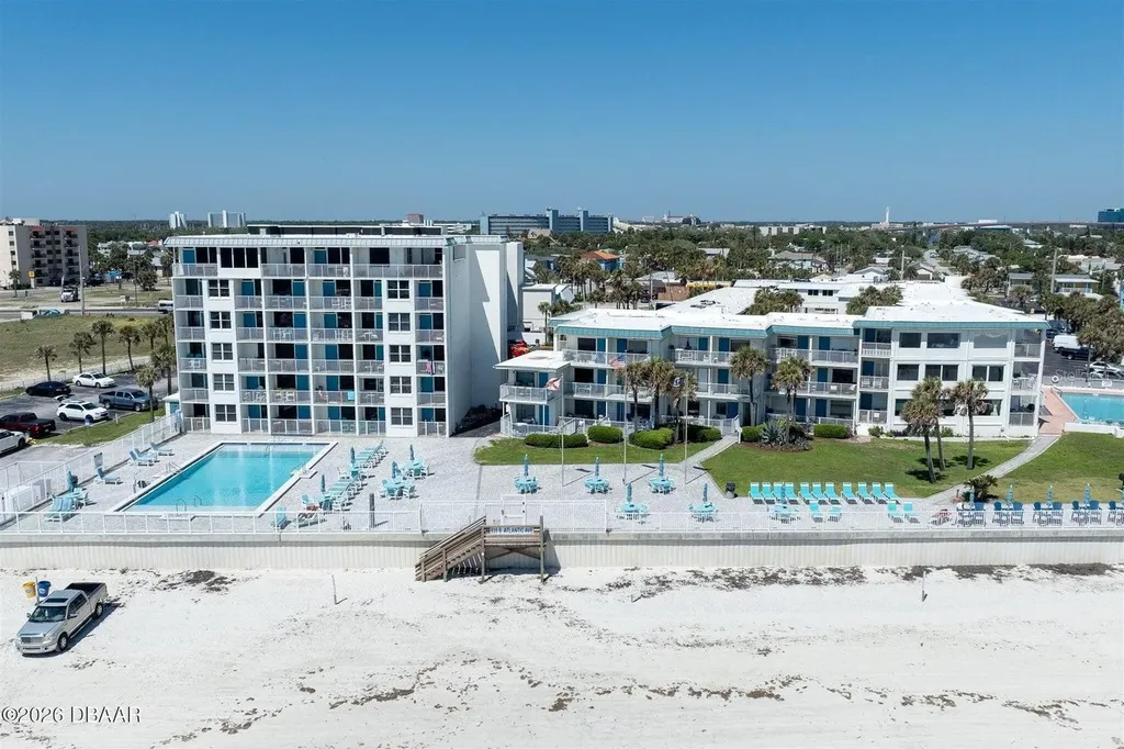 935 S Atlantic Avenue Daytona Beach FL 32118