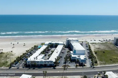 935 S Atlantic Avenue Daytona Beach FL 32118