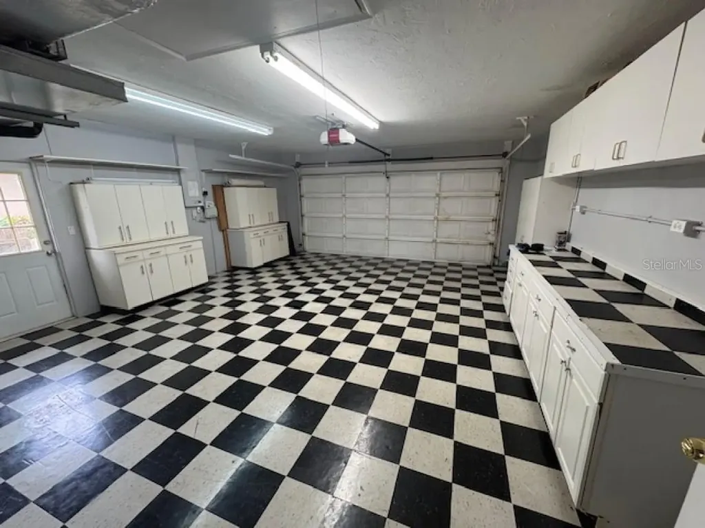 4622 Meadowview Circle Sarasota FL 34233