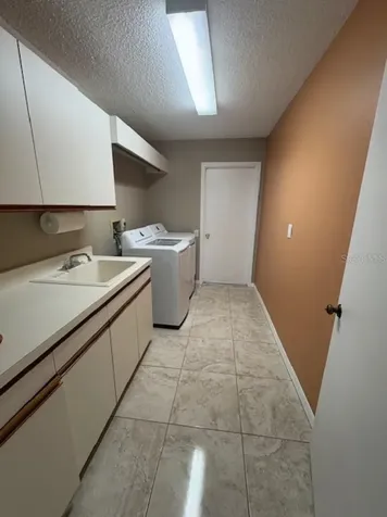 4622 Meadowview Circle Sarasota FL 34233