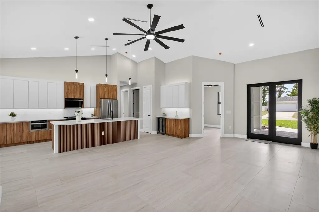741 SW 7th Terrace Cape Coral FL 33991