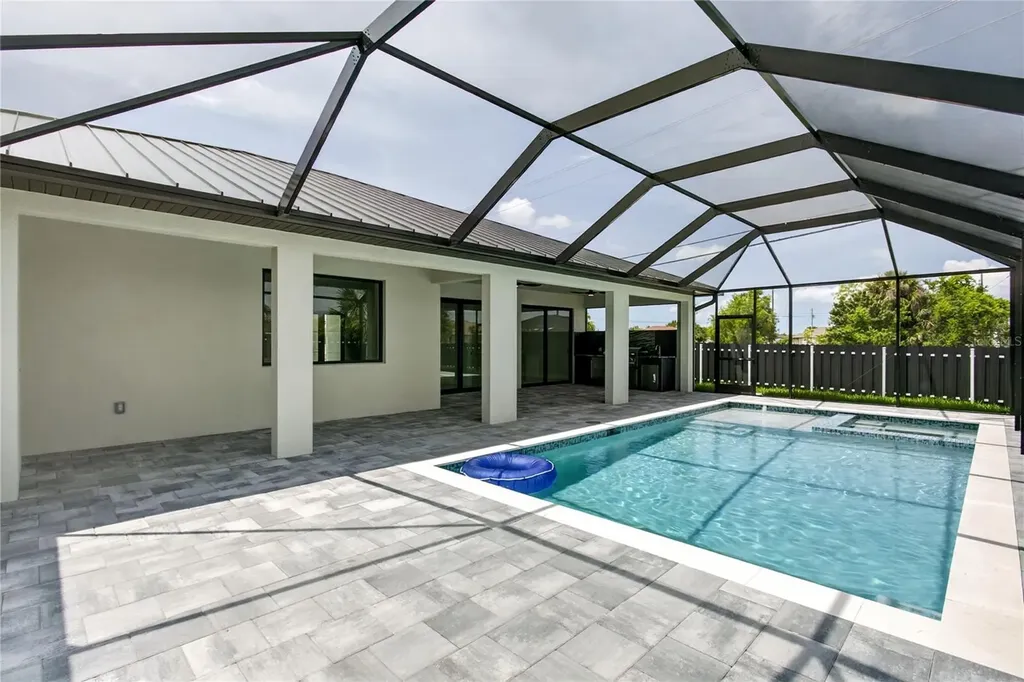 741 SW 7th Terrace Cape Coral FL 33991
