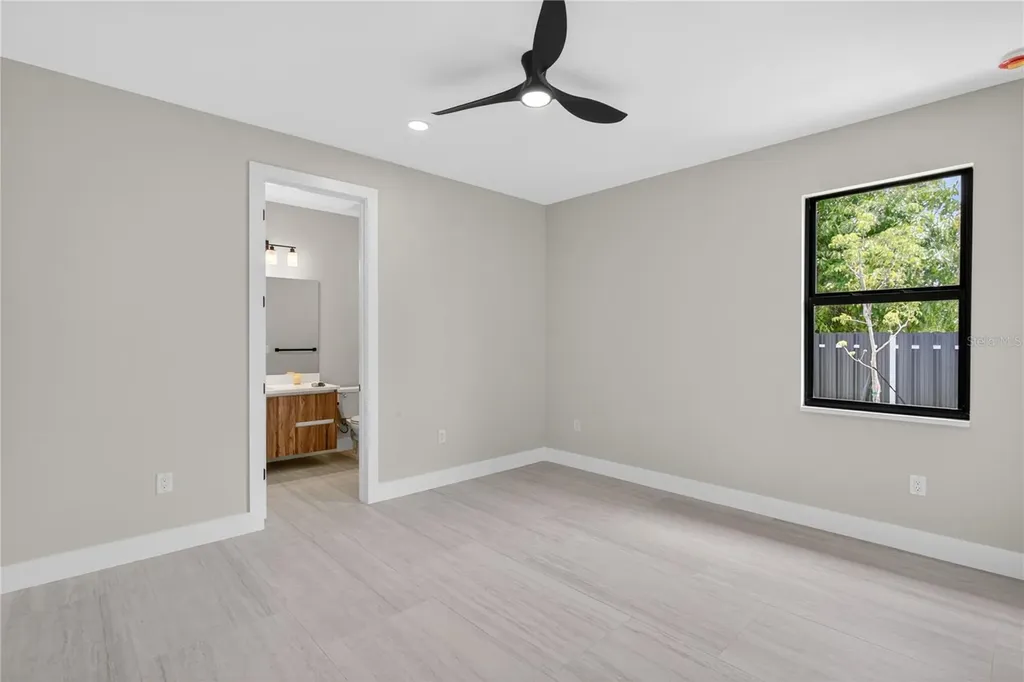 741 SW 7th Terrace Cape Coral FL 33991