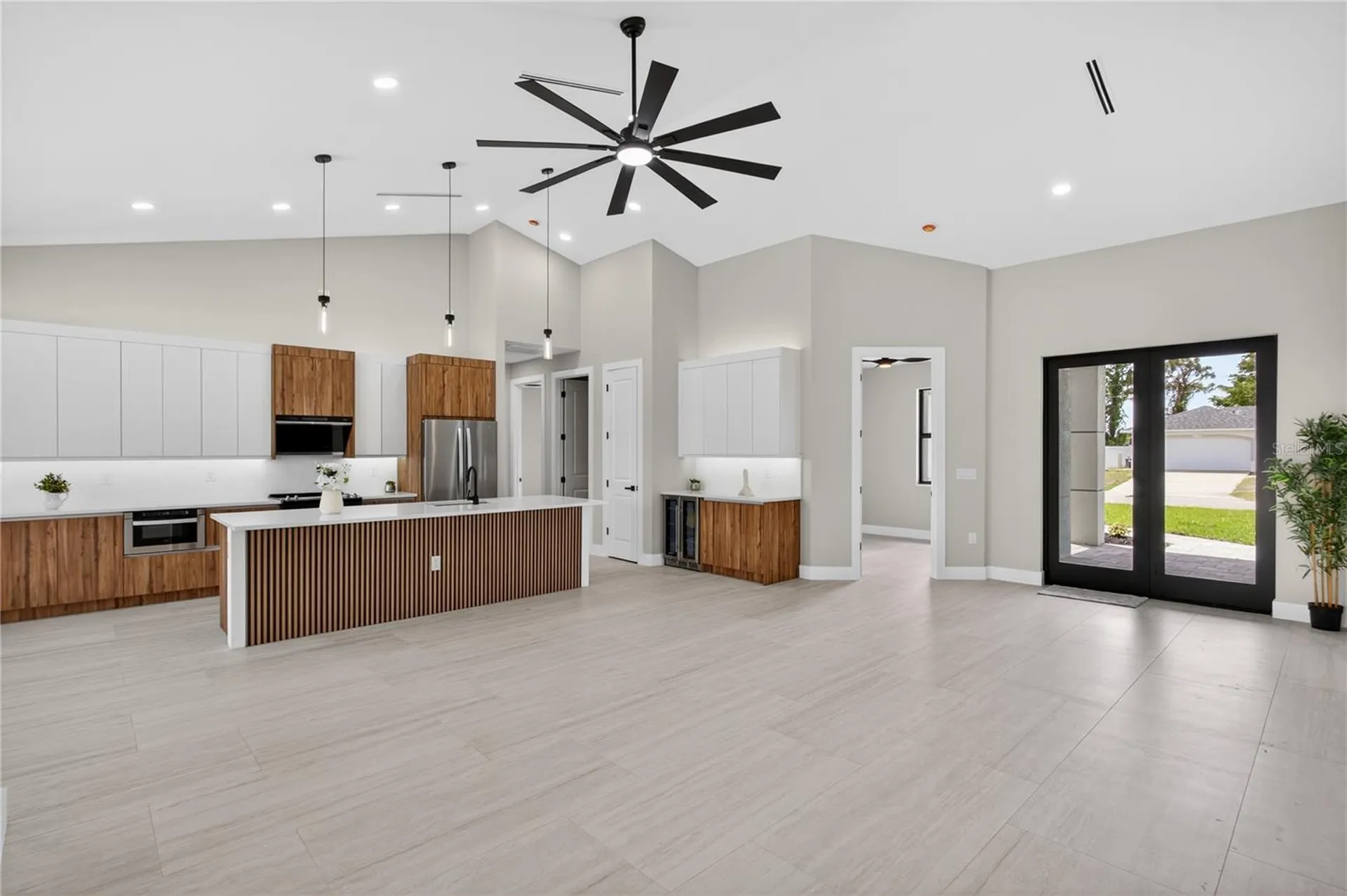 741 SW 7th Terrace Cape Coral FL 33991