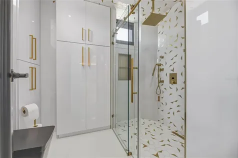 629 Mar De Bering Dorado PR 00646