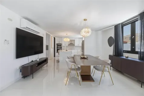 629 Mar De Bering Dorado PR 00646