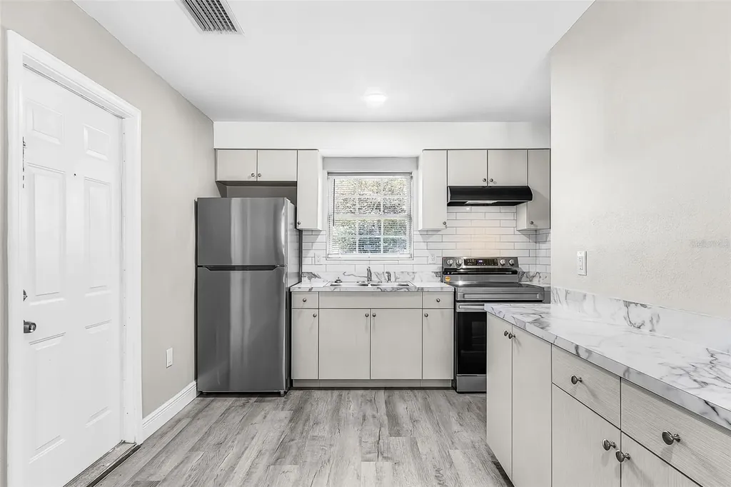 2648 Michigan Avenue Fort Myers FL 33916
