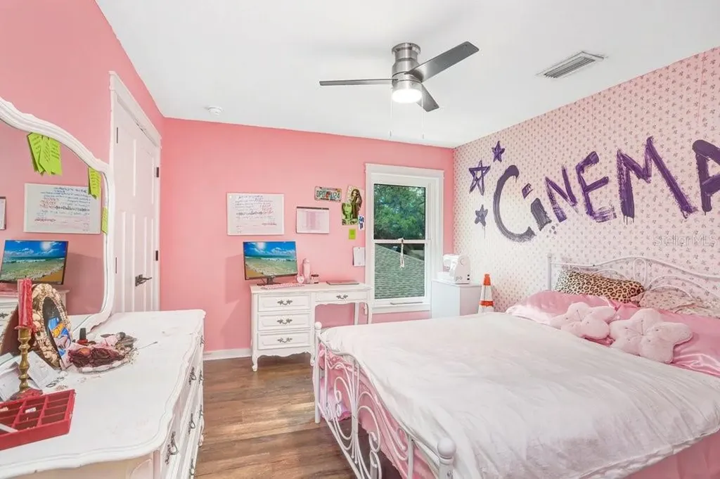 920 E Shadowlawn Avenue Tampa FL 33603