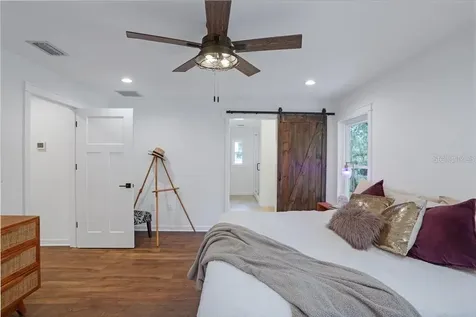 920 E Shadowlawn Avenue Tampa FL 33603