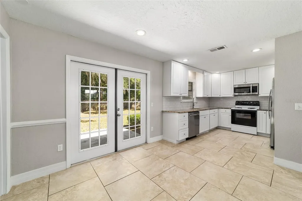 35 Pine Circle Ocala FL 34472