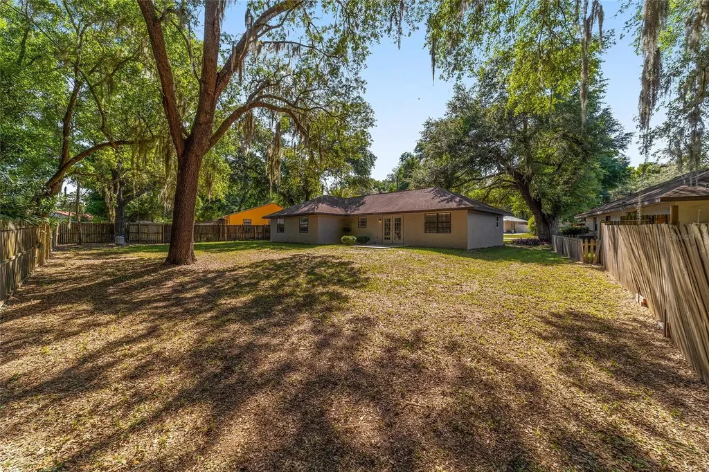 35 Pine Circle Ocala FL 34472