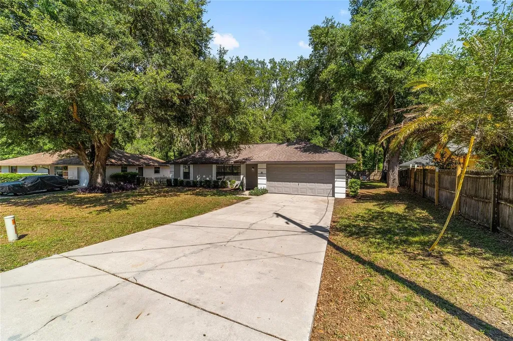 35 Pine Circle Ocala FL 34472