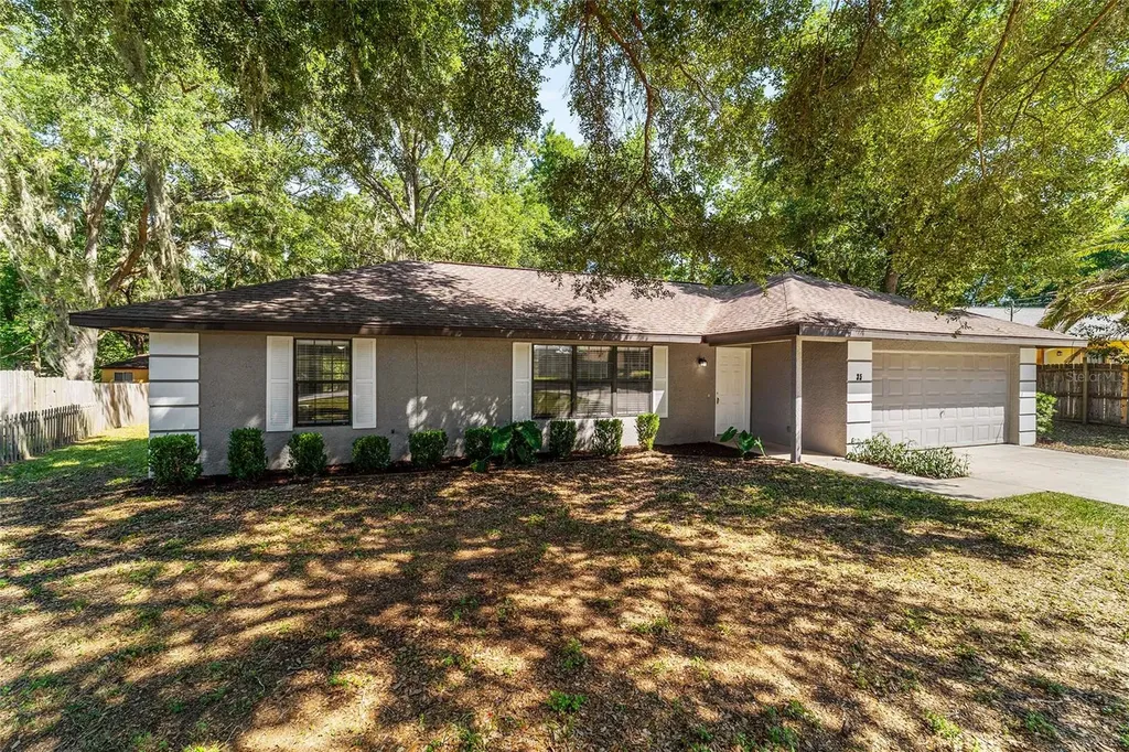 35 Pine Circle Ocala FL 34472