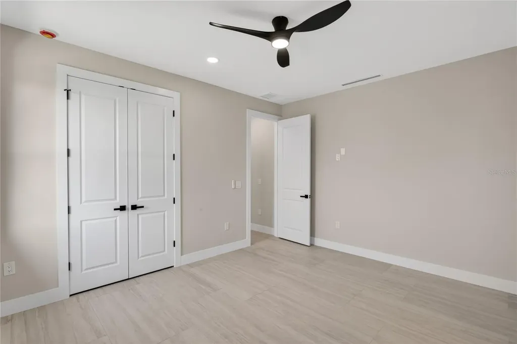 812 SW 14th Avenue Cape Coral FL 33991
