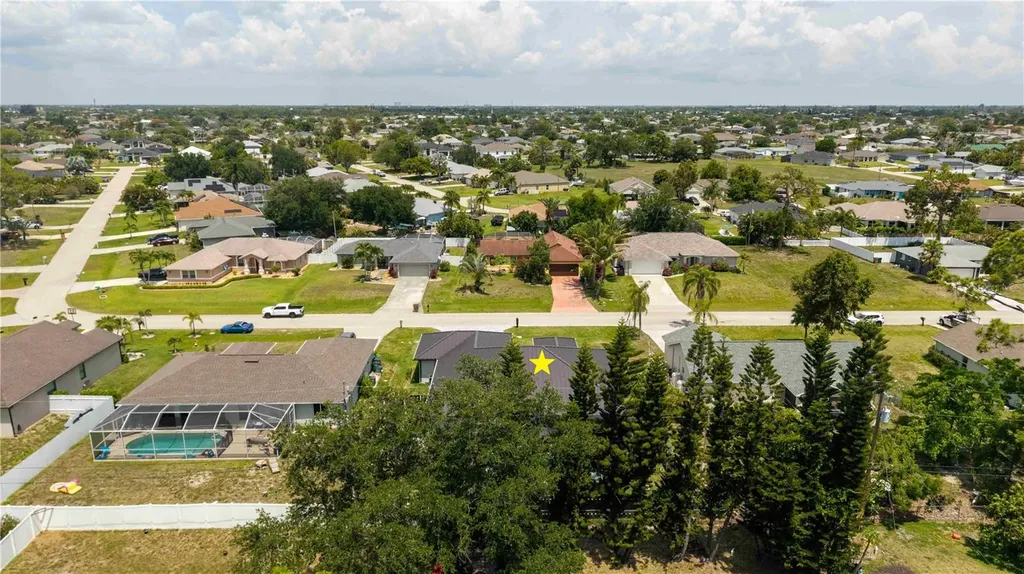 812 SW 14th Avenue Cape Coral FL 33991