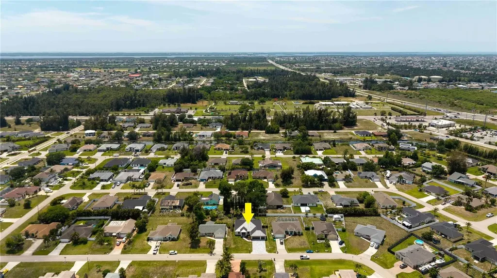 812 SW 14th Avenue Cape Coral FL 33991