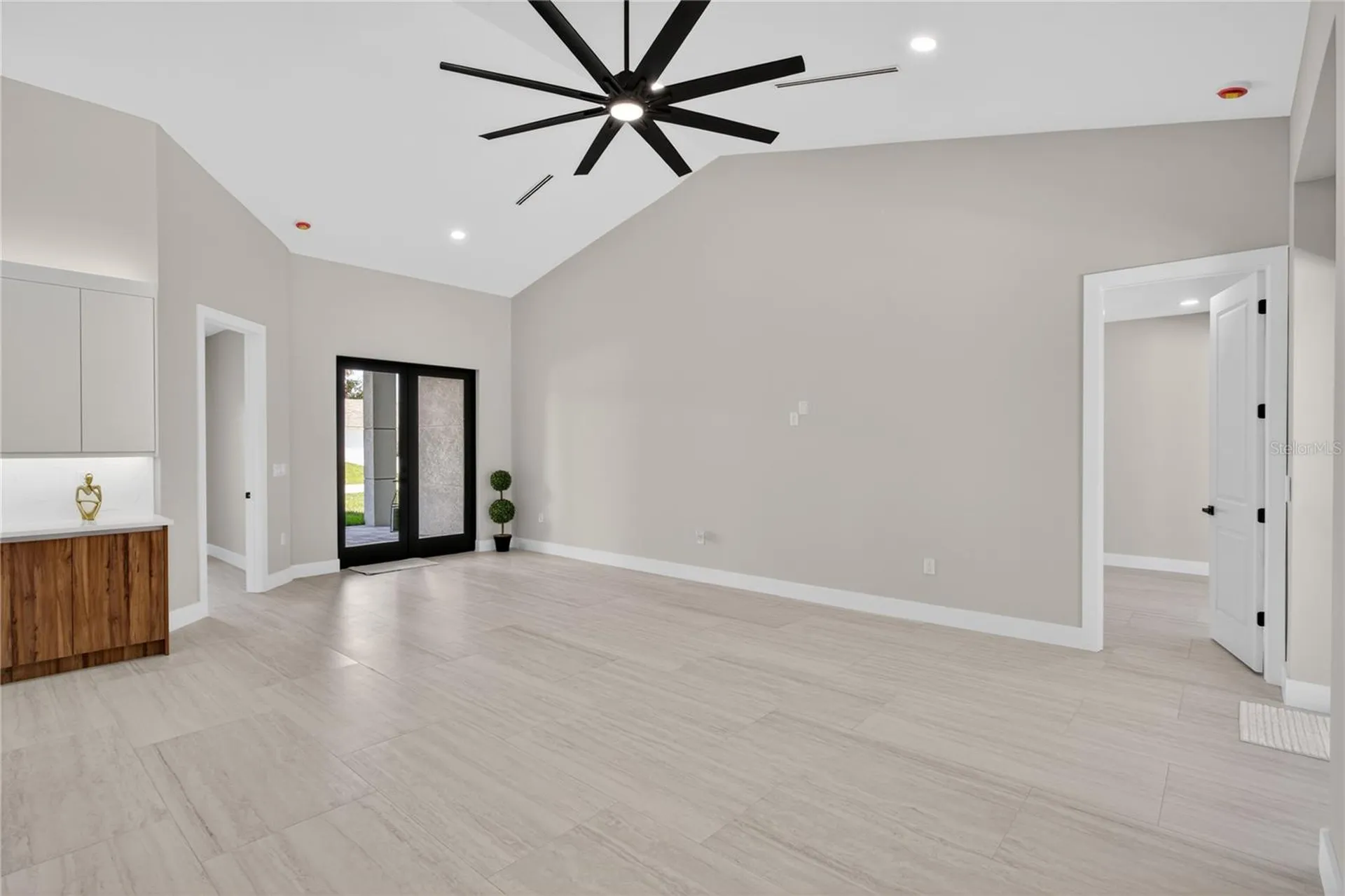 812 SW 14th Avenue Cape Coral FL 33991