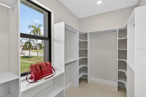 812 SW 14th Avenue Cape Coral FL 33991