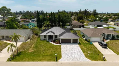 812 SW 14th Avenue Cape Coral FL 33991