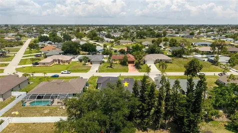 812 SW 14th Avenue Cape Coral FL 33991