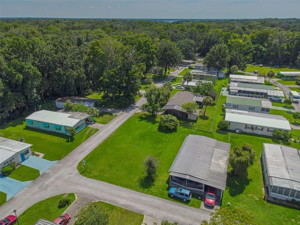 Lot 45 Canal Court Lake Panasoffkee FL 33538